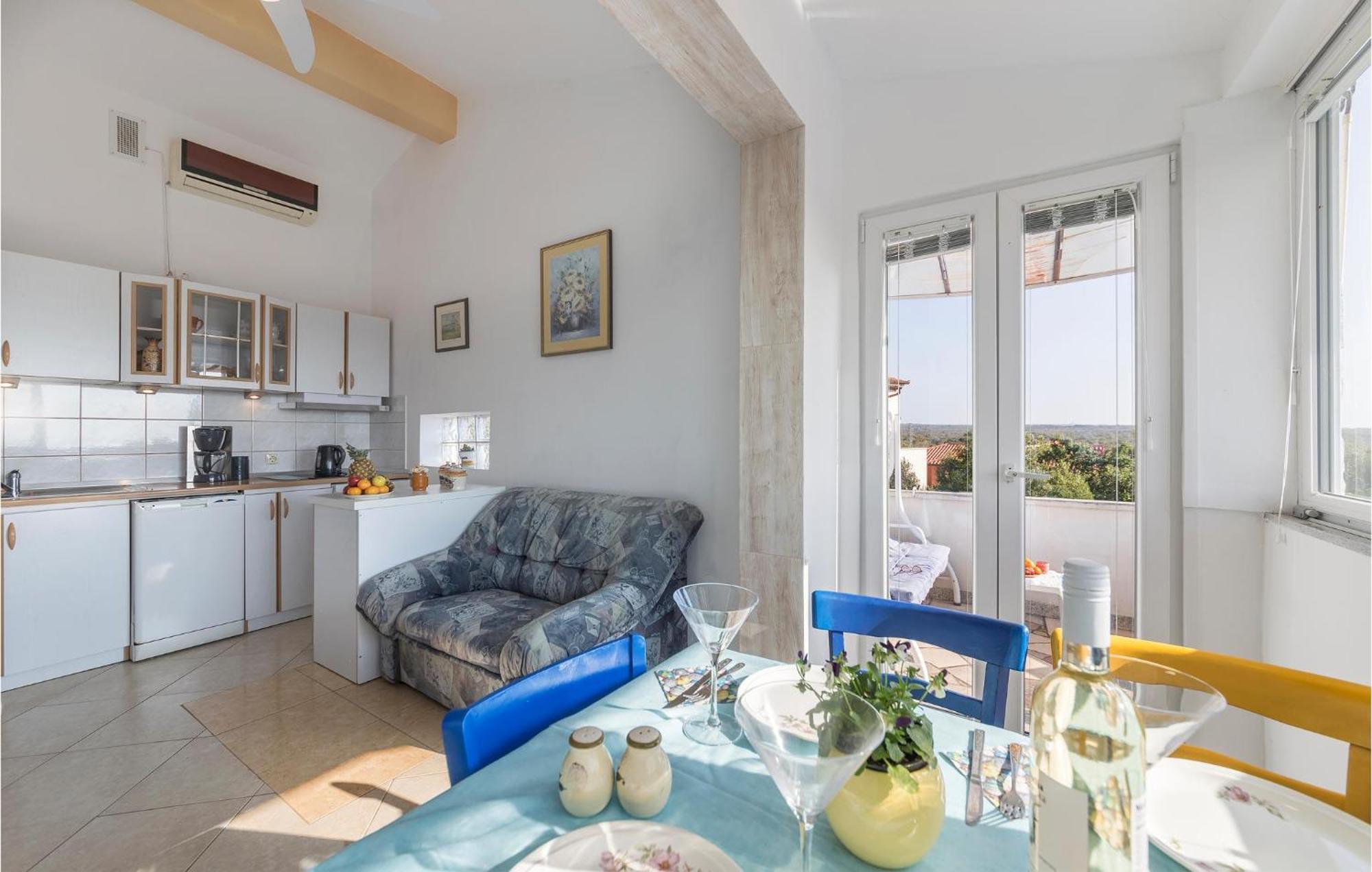 Beautiful Apartment In Barbariga With Kitchen Εξωτερικό φωτογραφία