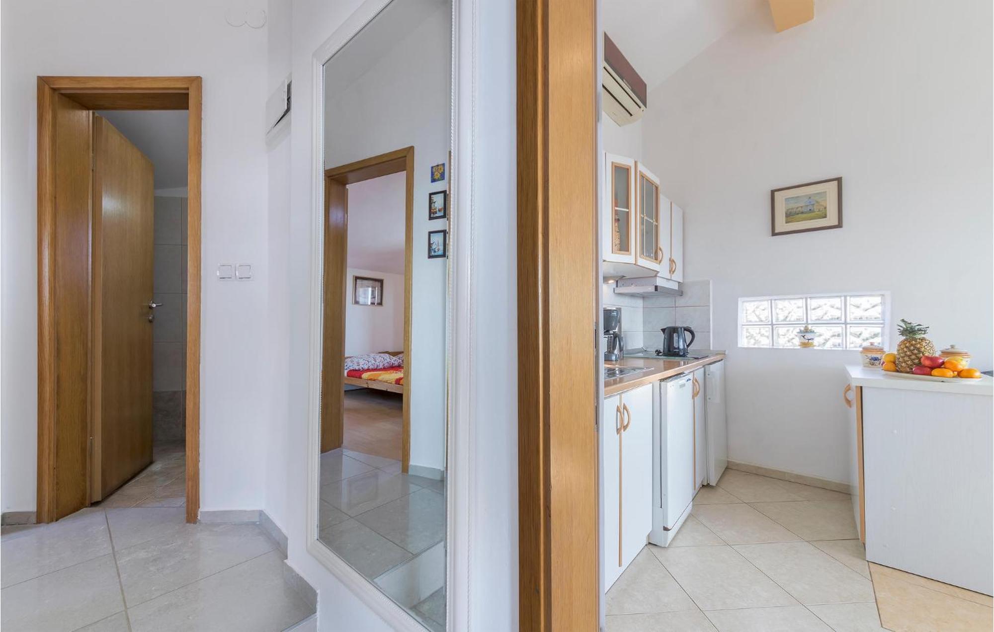 Beautiful Apartment In Barbariga With Kitchen Εξωτερικό φωτογραφία
