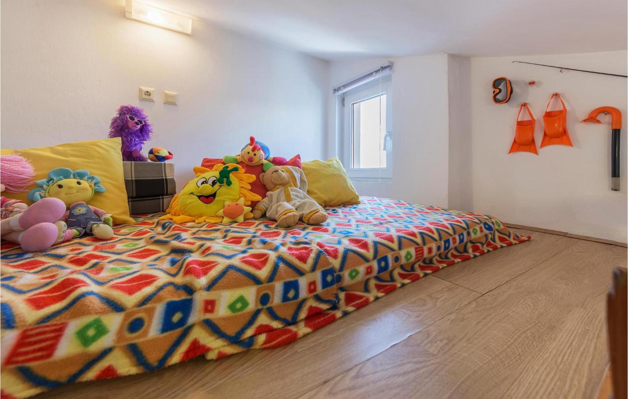 Beautiful Apartment In Barbariga With Kitchen Εξωτερικό φωτογραφία