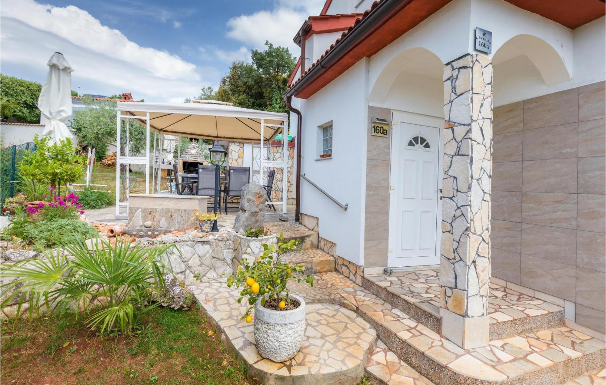 Beautiful Apartment In Barbariga With Kitchen Εξωτερικό φωτογραφία